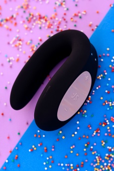 Вибратор для пар с управлением от приложения Satisfyer Double Joy черный