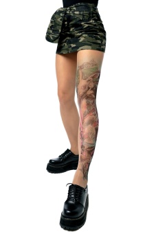 Колготки с принтом в виде героев «Алисы в Стране чудес»