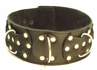 Комплект кожаных БДСМ-аксессуаров с клёпками