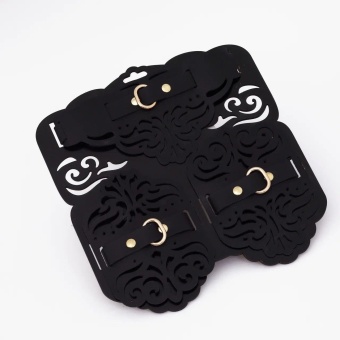 Фигурный набор для БДСМ-игр с узорами и золотистой фурнитурой